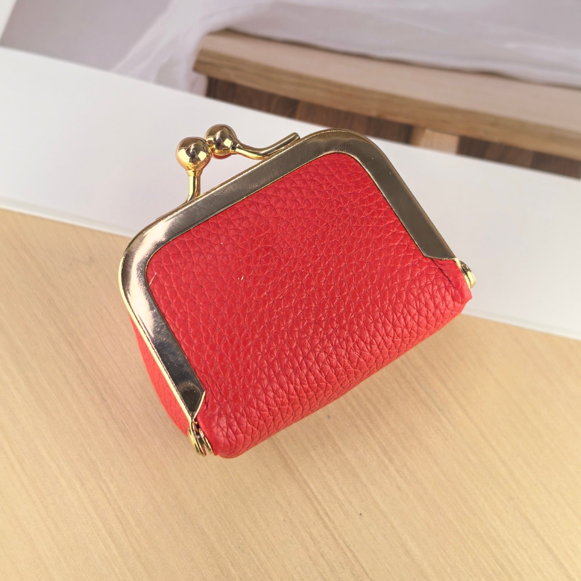 Mini Vintage Jewelry Case – Compact Coin Purse