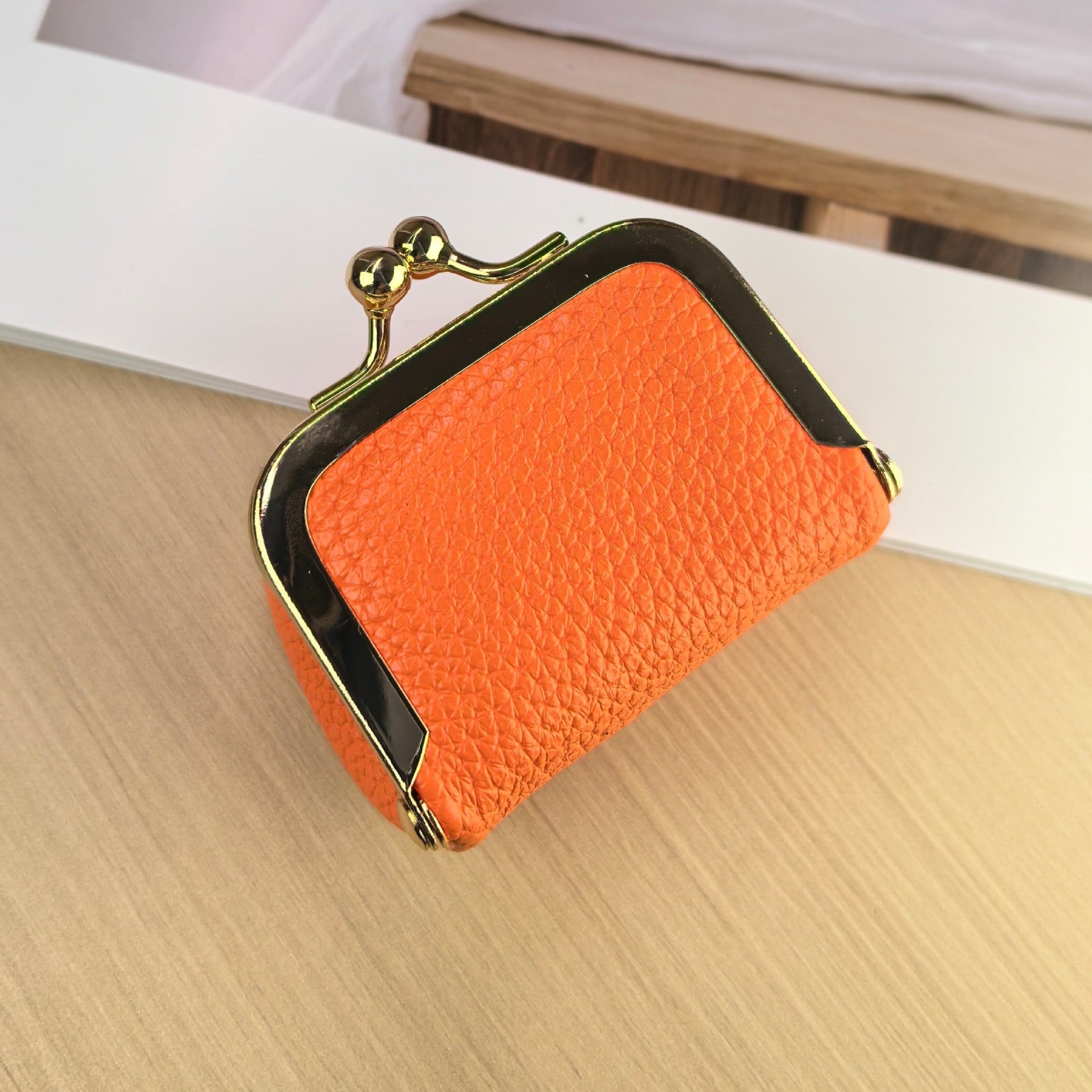 Mini Vintage Jewelry Case – Compact Coin Purse
